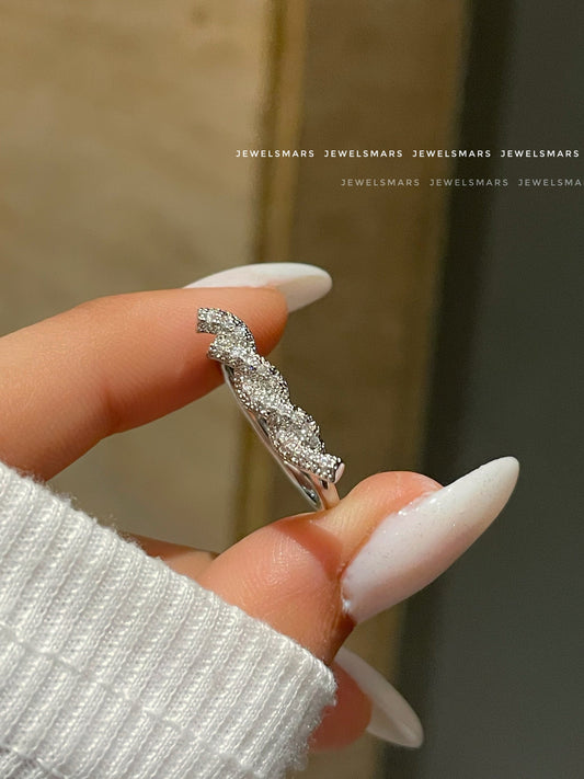Knot it up!! Ring