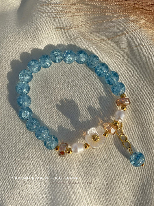 Floral beaded Bracelet - blue