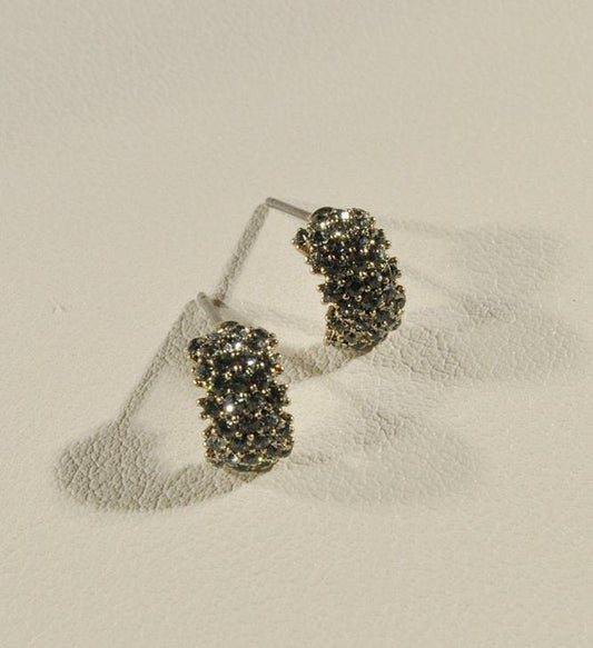 CLASSIC BLACK EARRINGS