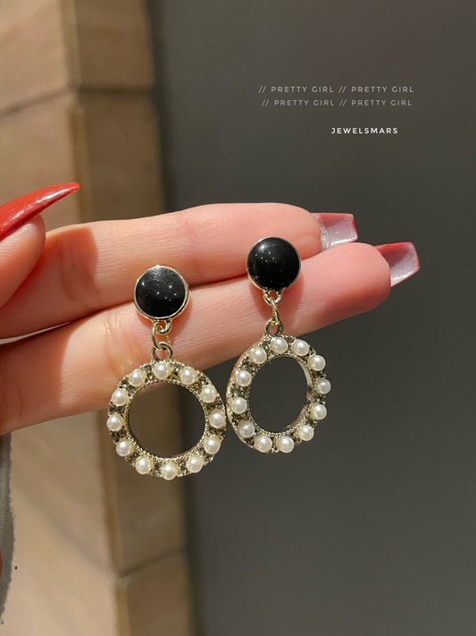 Classy Circles - party glam earrings