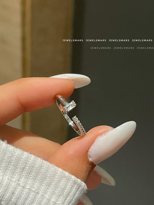 Minimal Nail Ring