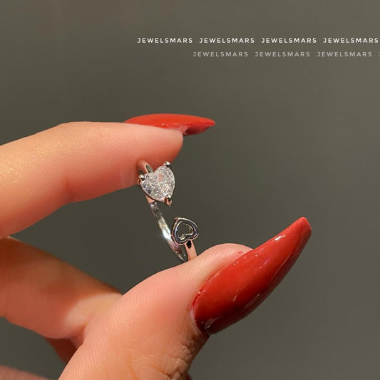 Love me on a loop Ring!