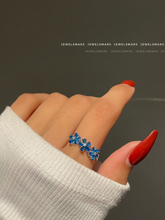 Periwinkle Flower Ring- blue