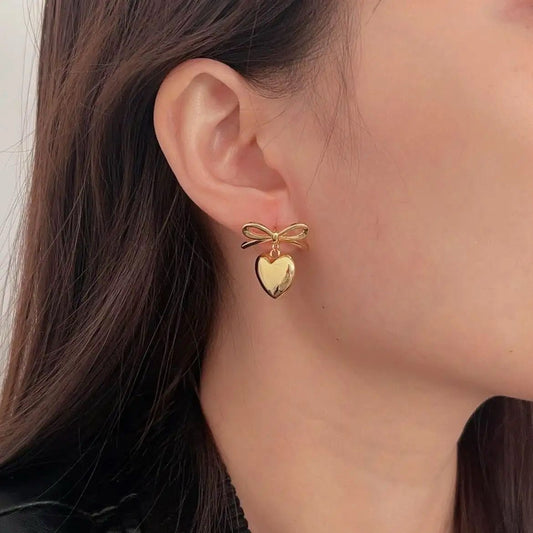 The season of Bow Earrings