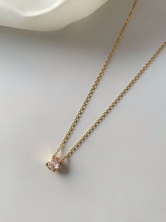 Alexi Minimal Necklace