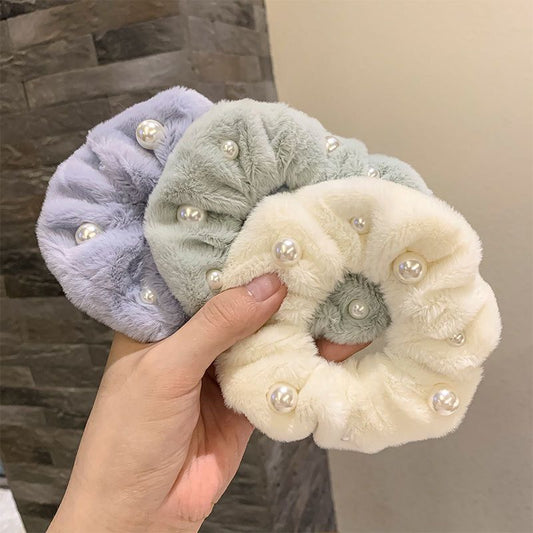 Fur Pearl Scrunchies