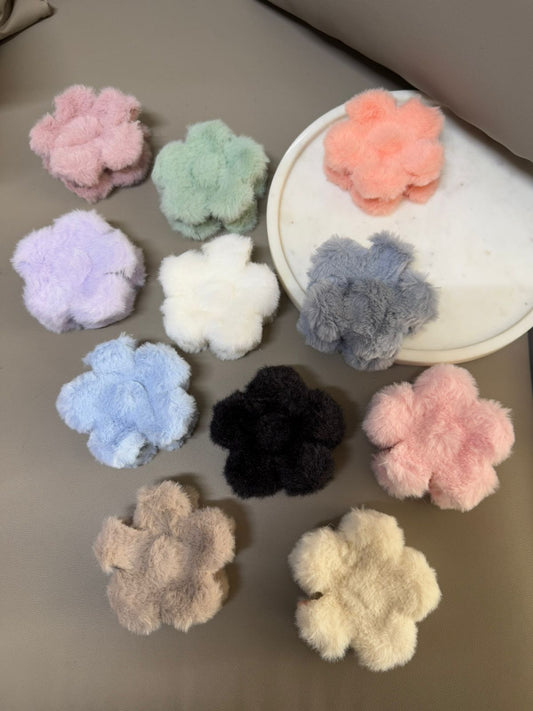 Plushie Floral Claw Clips