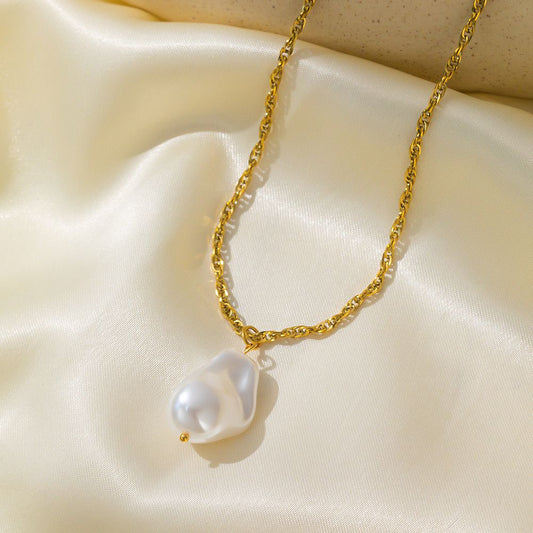Chunky Pearl Statement Necklace