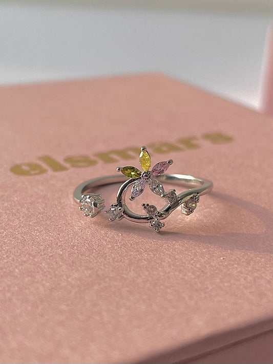 Twinkling in Silver Ring