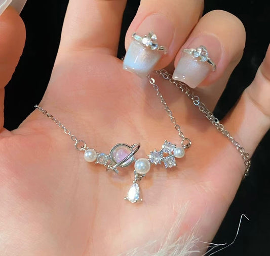Interstellar Pearly Necklace