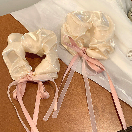 Blushed Coquette Scrunchie(pack of 1)