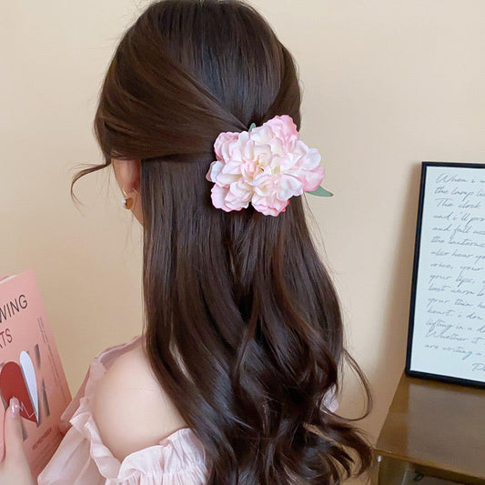 Blushing-blooming Rose Hairclip