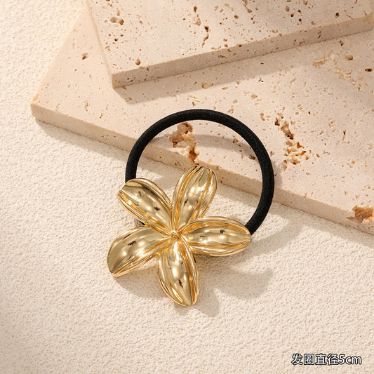 Daisy Statement Metal Hair Tie