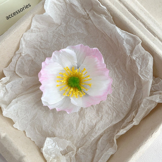 Blushing Poppy Hair Clip