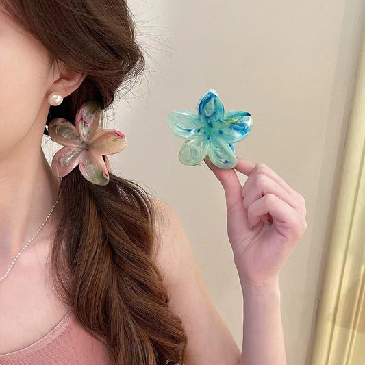 Marbled Muse Floral Hair Clip (pinky)