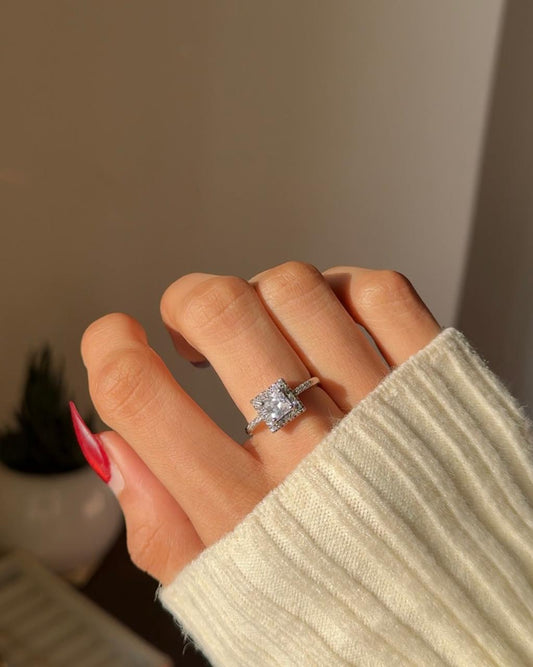 Fae Girl Square-cut Ring