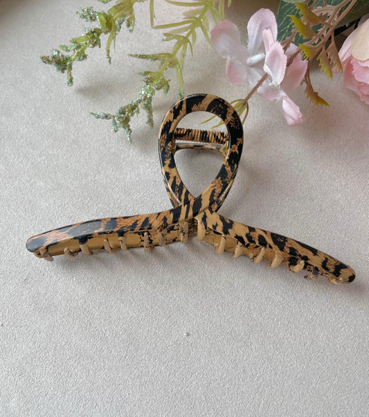 Wilderness Claw Clip