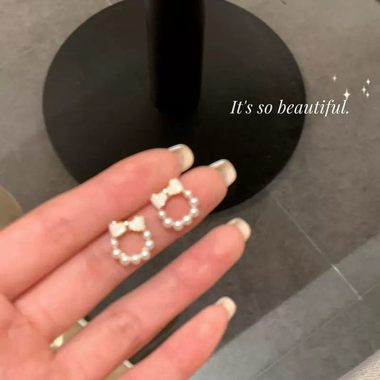 The Little Bow Earrings