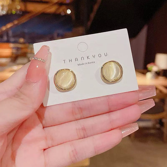 Beige Bliss Stud Earrings