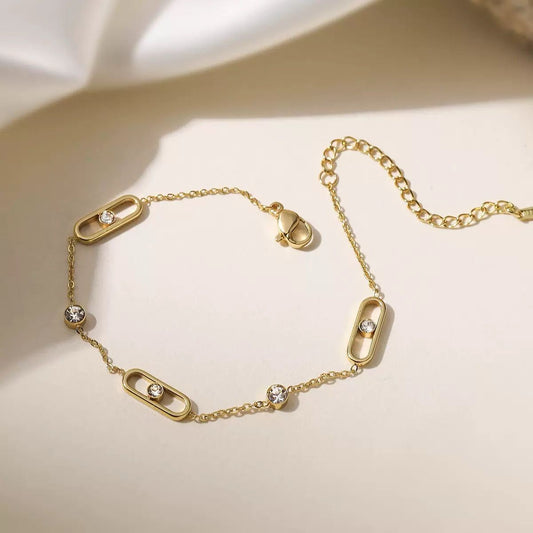 Hannah Classy Golden Bracelet