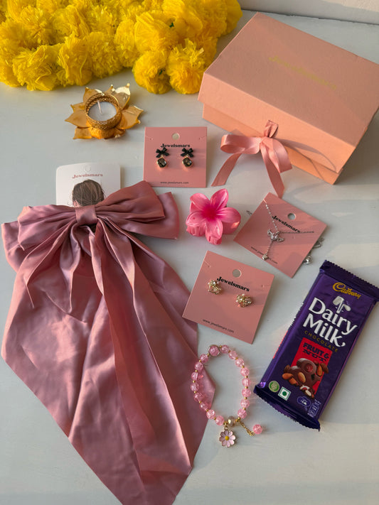 Viral Gift Hamper for Her