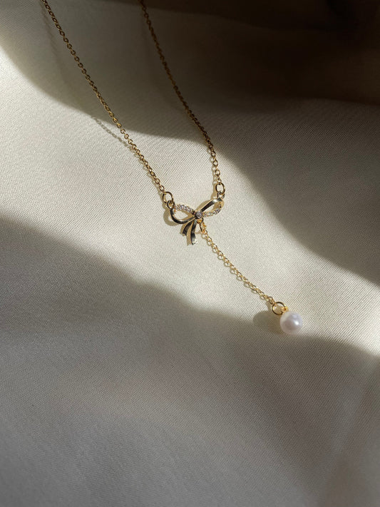 Bow Pearl Drop Necklace