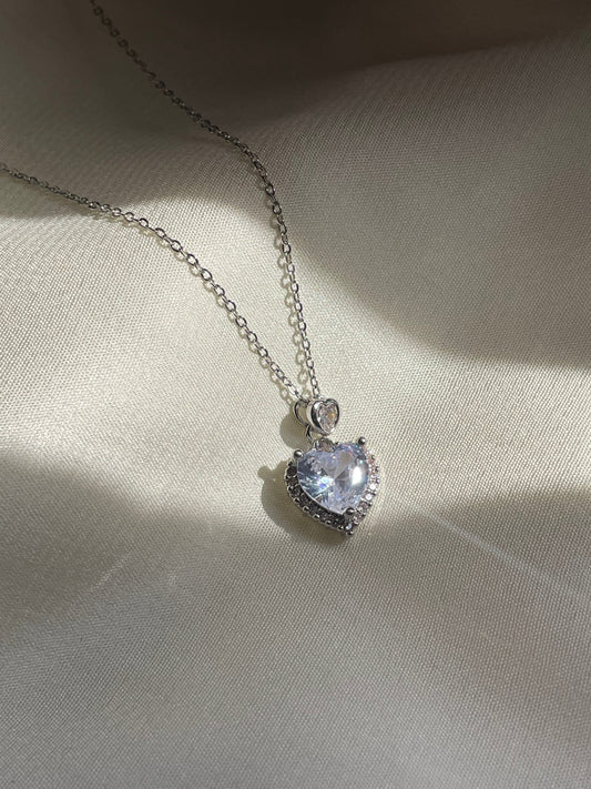 Heart Solitaire Necklace