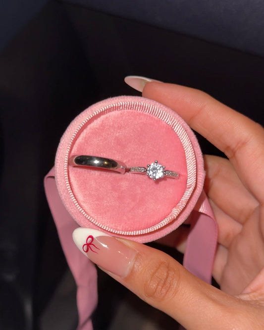 Classy Couple Ring Set + Ribbon Box