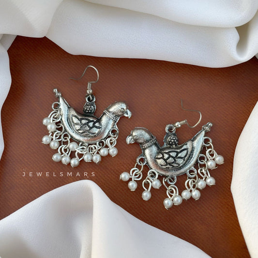 CUTE BIRDIE PEARL EARRINGS