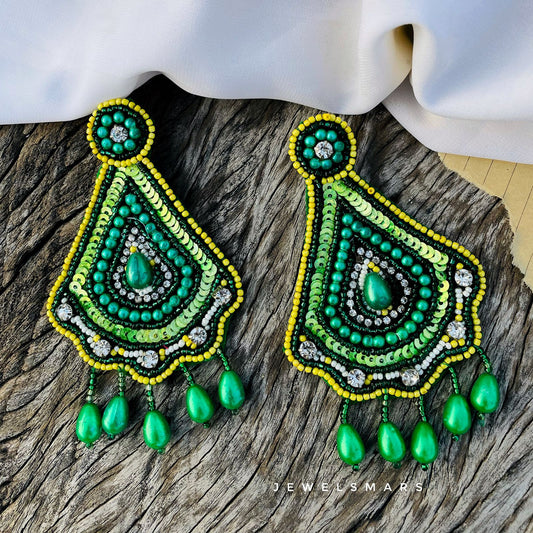 DIYA BEADED EARRINGS - green