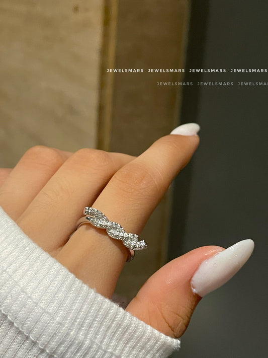 Knot it up!! Ring