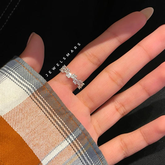 ICY RING