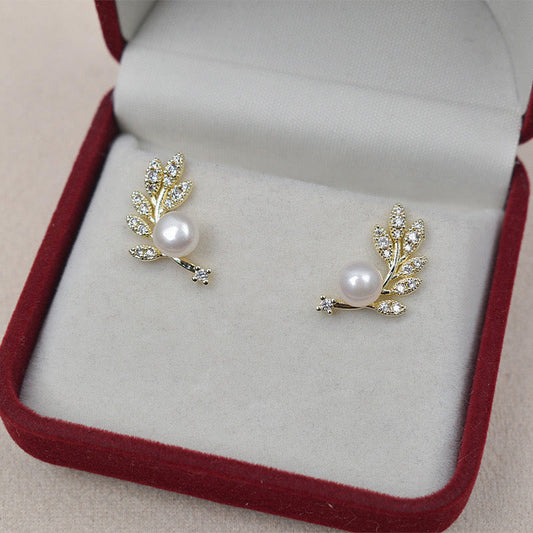 Minimal Leaf Pearl Korean Earrings