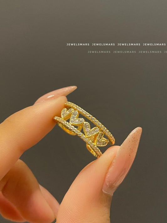 Love is in the air Ring Band