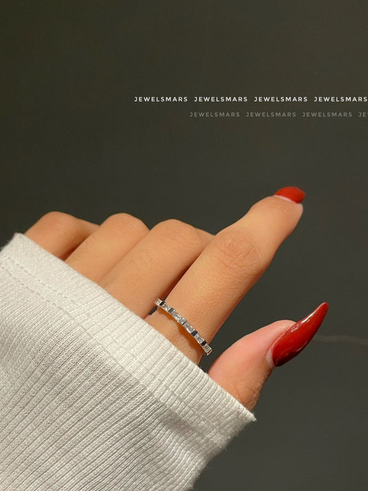 Minimalist Ring Band