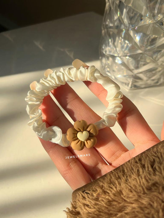 Daisy Hair Ties