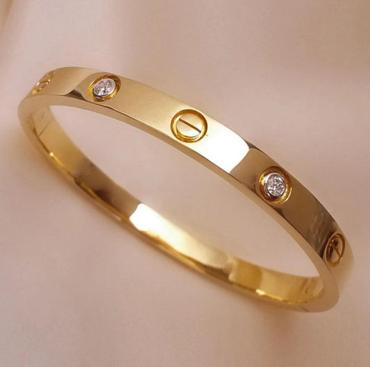 Luxury golden bracelet