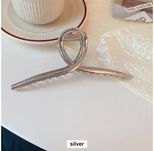 Classy Claw Clutcher - silver