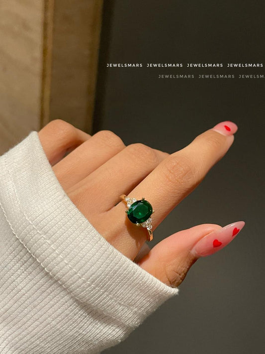 Aurora Dreamy Solitaire Ring