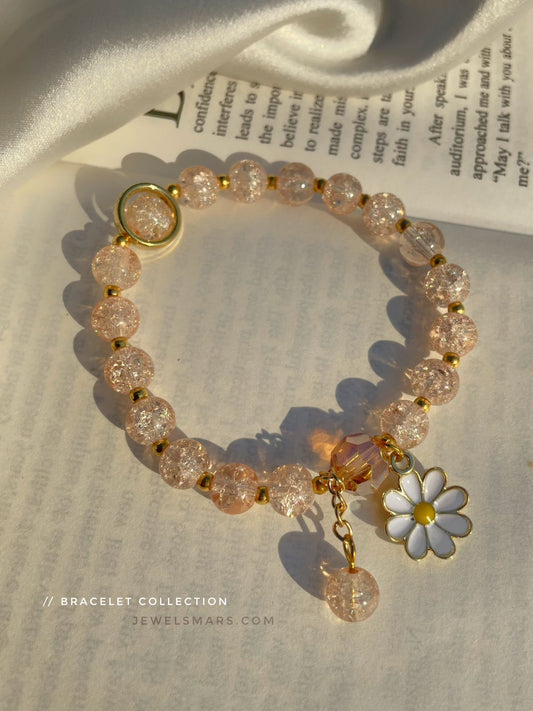 Dreamy Daisy Bracelet- peach