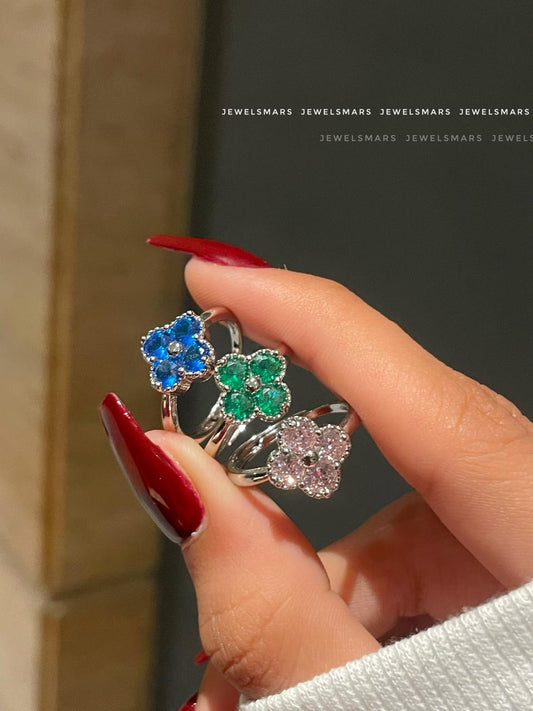 Clover Ring