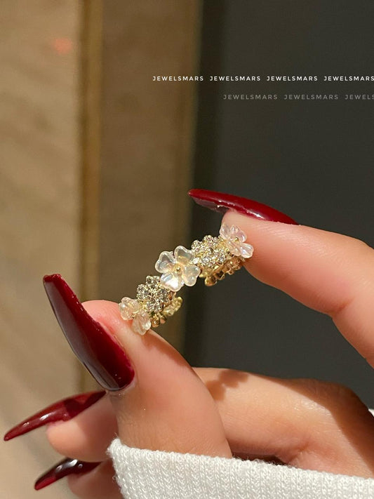 Bella Bloom Ring