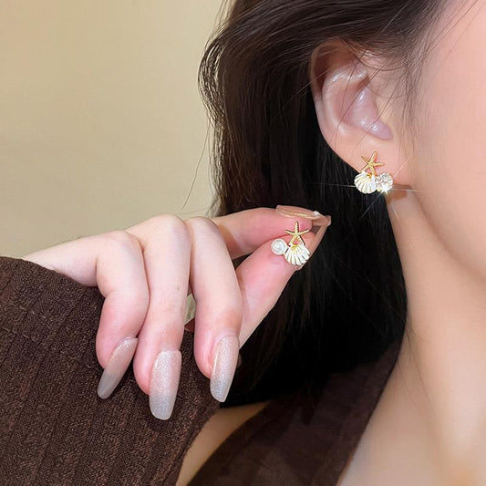 Sea shell Earrings- white