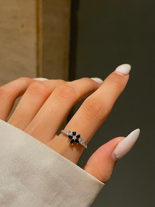 Black Rose Ring