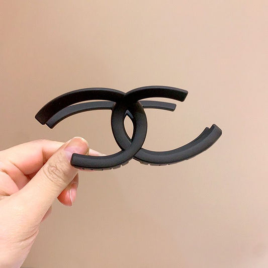 Cross Cross Hair Claw- black