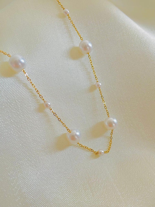 Basic Pearl Necklace [18k Gold Plated]