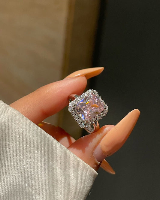 Layla Promise Ring- pink