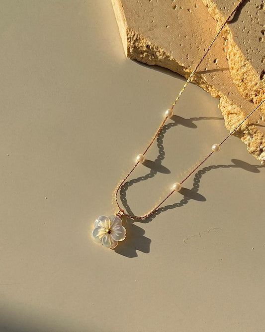 Moana Floral Necklace [18k gold plated]