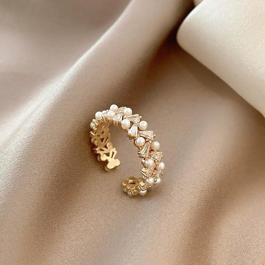 Pure Soul Delicate Pearly Ring