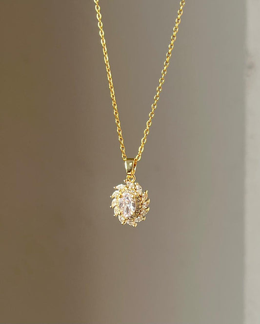 Royal Solitaire Necklace